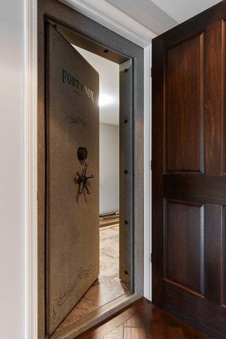 5708 Fountain View Drive, Wheatfield, IN 46392