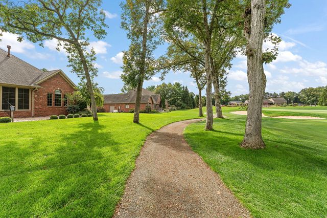 5708 Fountain View Drive, Wheatfield, IN 46392