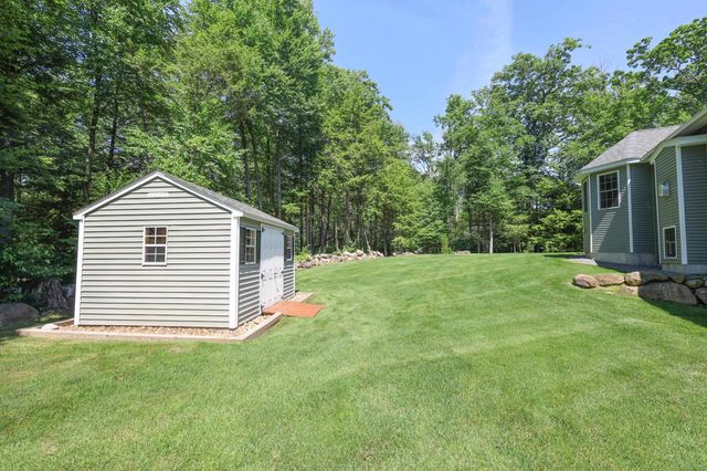145 CLEMENT Road, Pelham, NH 03076