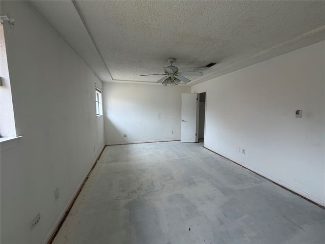 1115 Green River Trail, Cleburne, TX 76033