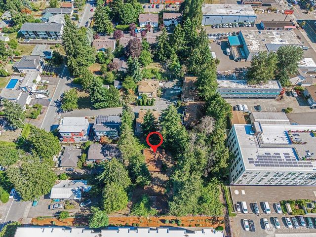 17552 12th Avenue NE, Shoreline, WA 98155