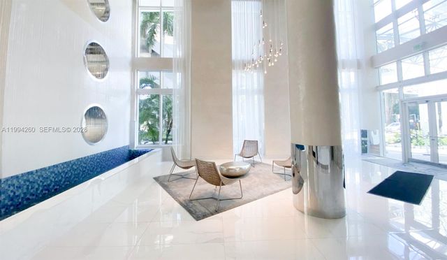 41 SE 5th St 1006, Miami, FL 33131