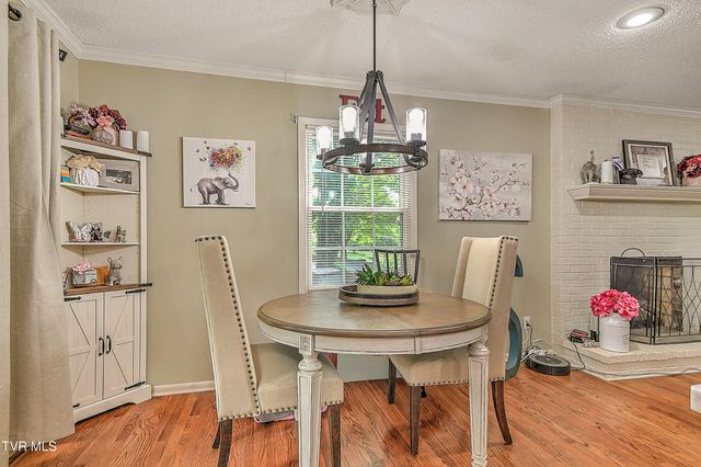 2805 Sumpter Drive, Johnson City, TN 37604