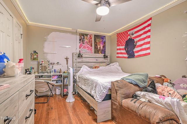 2805 Sumpter Drive, Johnson City, TN 37604