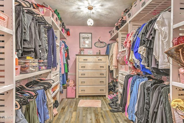2805 Sumpter Drive, Johnson City, TN 37604