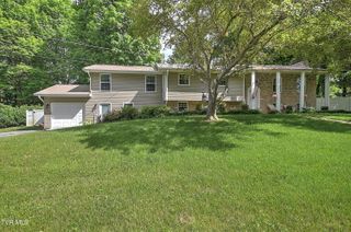 2805 Sumpter Drive, Johnson City, TN 37604