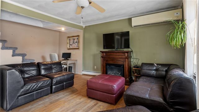 9 Williston Street, Cranston, RI 02920