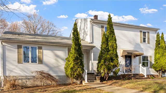 9 Williston Street, Cranston, RI 02920
