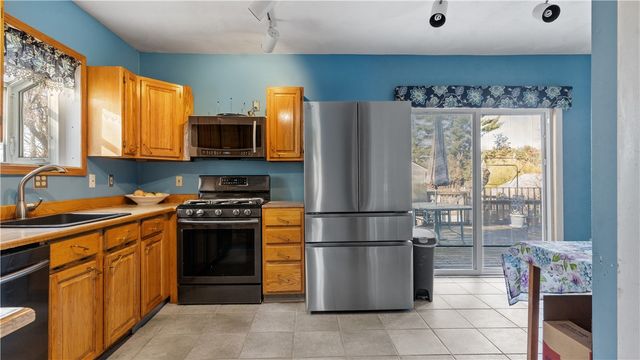 9 Williston Street, Cranston, RI 02920