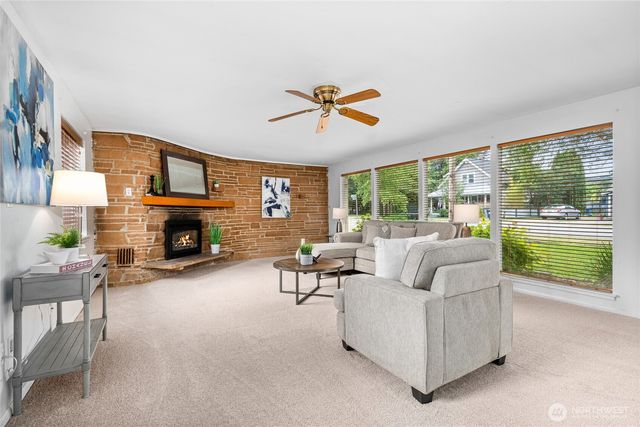 33418 SE 43rd Place, Fall City, WA 98024