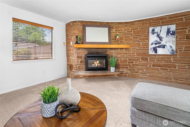 33418 SE 43rd Place, Fall City, WA 98024