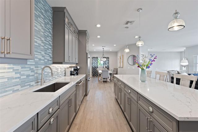 110 SPRING AVENUE, Anna Maria, FL 34216