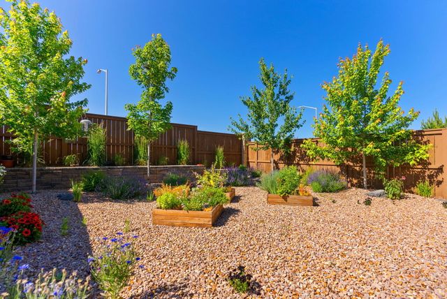 3859 NE Oakside Loop, Bend, OR 97701