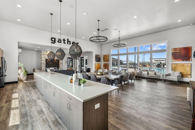 3859 NE Oakside Loop, Bend, OR 97701