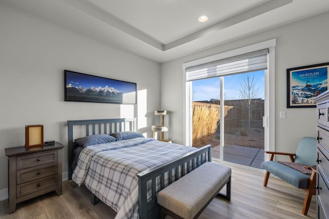 3859 NE Oakside Loop, Bend, OR 97701