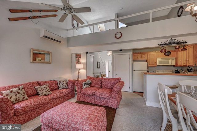 116 SNOW RIDGE CIR, Lake Harmony, PA 18624