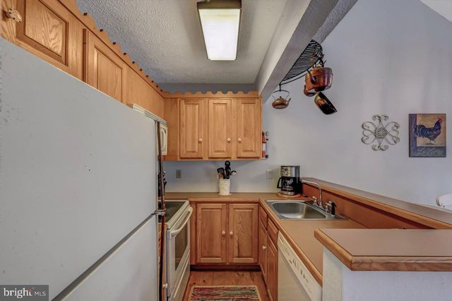 116 SNOW RIDGE CIR, Lake Harmony, PA 18624