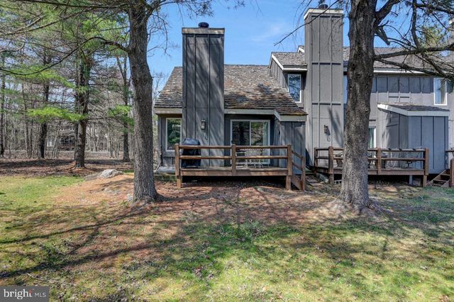 116 SNOW RIDGE CIR, Lake Harmony, PA 18624