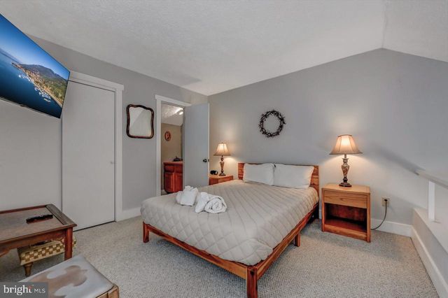 116 SNOW RIDGE CIR, Lake Harmony, PA 18624