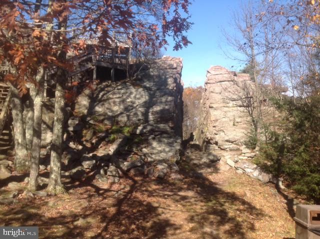 116 SNOW RIDGE CIR, Lake Harmony, PA 18624