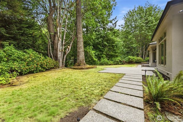 16102 SE Cougar Mountain Way, Bellevue, WA 98006