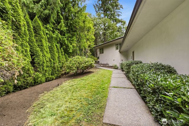 16102 SE Cougar Mountain Way, Bellevue, WA 98006