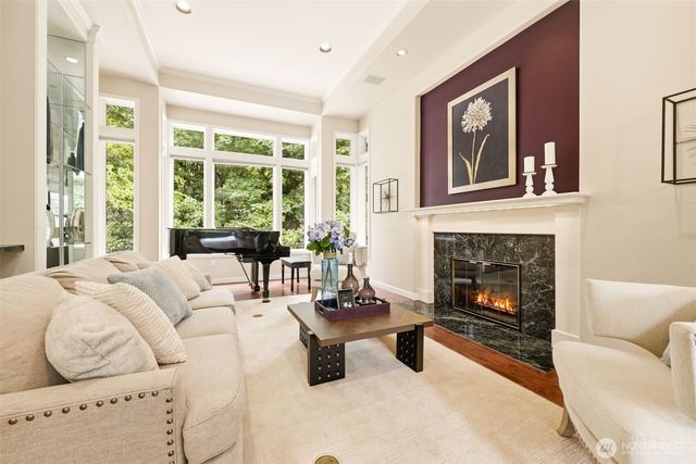 16102 SE Cougar Mountain Way, Bellevue, WA 98006