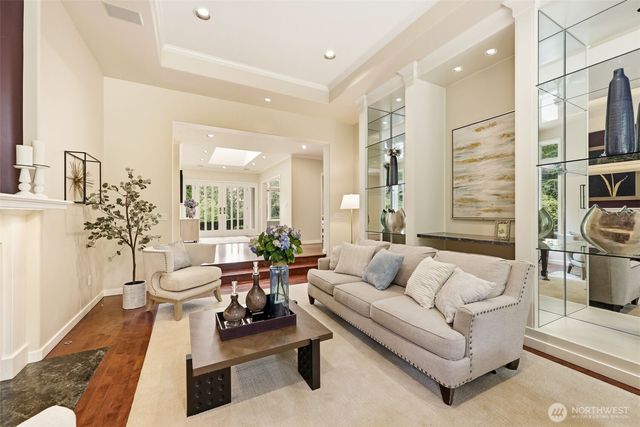 16102 SE Cougar Mountain Way, Bellevue, WA 98006