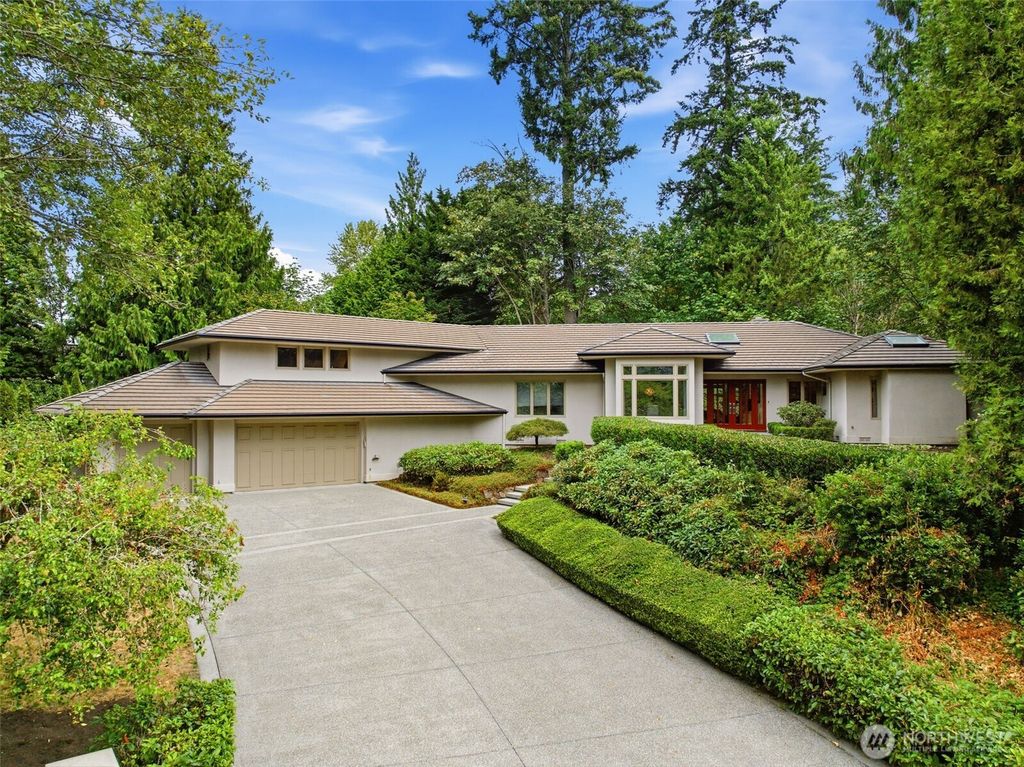 16102 SE Cougar Mountain Way, Bellevue, WA 98006