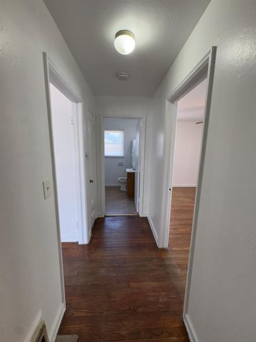 1242 E Shields Avenue, Fresno, CA 93704