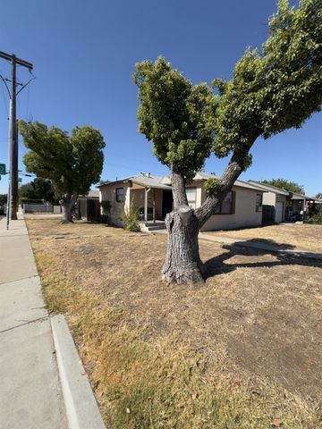 1242 E Shields Avenue, Fresno, CA 93704
