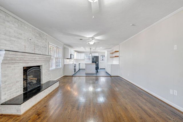 501 Darwin RD, Roanoke, VA 24014