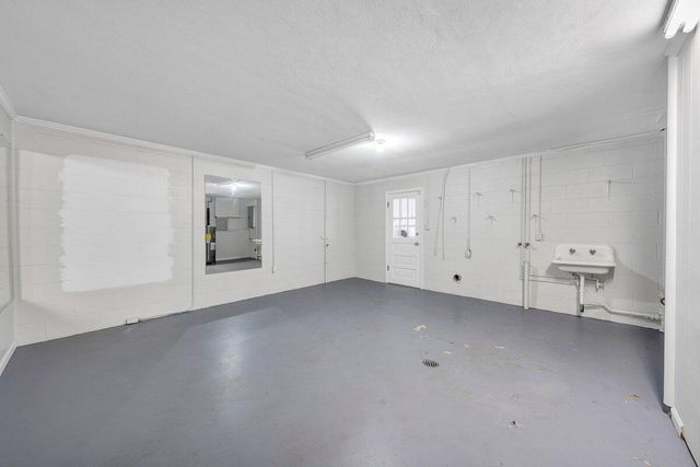 501 Darwin RD, Roanoke, VA 24014