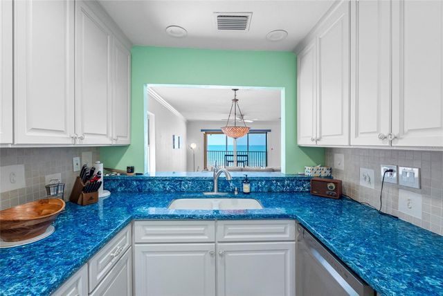 3100 GULF BOULEVARD 431, Belleair Beach, FL 33786