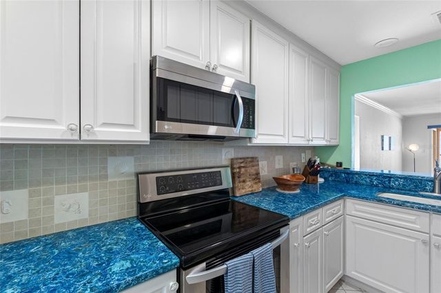 3100 GULF BOULEVARD 431, Belleair Beach, FL 33786