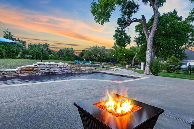 224 Highland Oaks, Leander, TX 78641