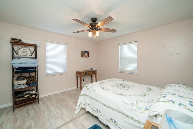 342 Old Easton Rd, Longview, TX 75603