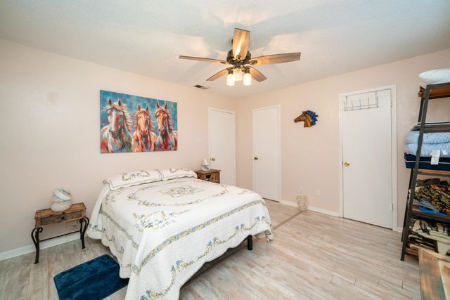 342 Old Easton Rd, Longview, TX 75603
