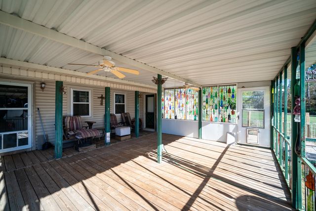 342 Old Easton Rd, Longview, TX 75603