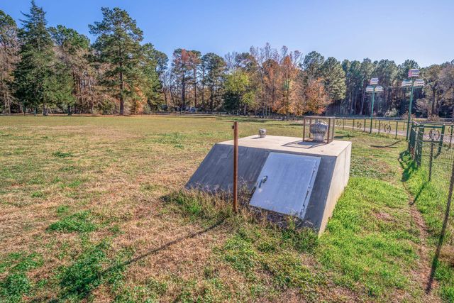 342 Old Easton Rd, Longview, TX 75603