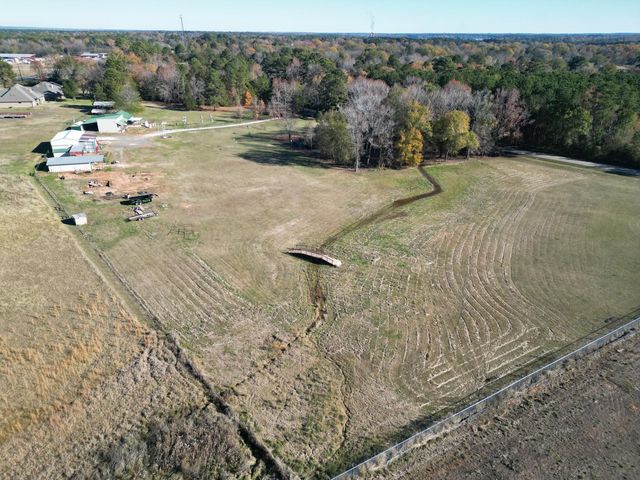 342 Old Easton Rd, Longview, TX 75603