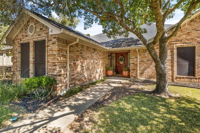 8919 Bontura Road, Granbury, TX 76049