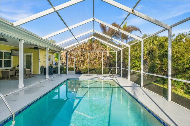 7065 29th Court, Vero Beach, FL 32967