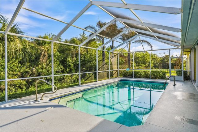 7065 29th Court, Vero Beach, FL 32967