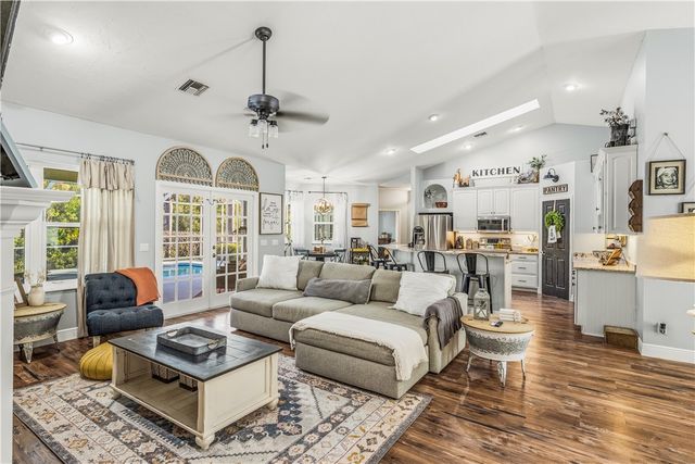 7065 29th Court, Vero Beach, FL 32967