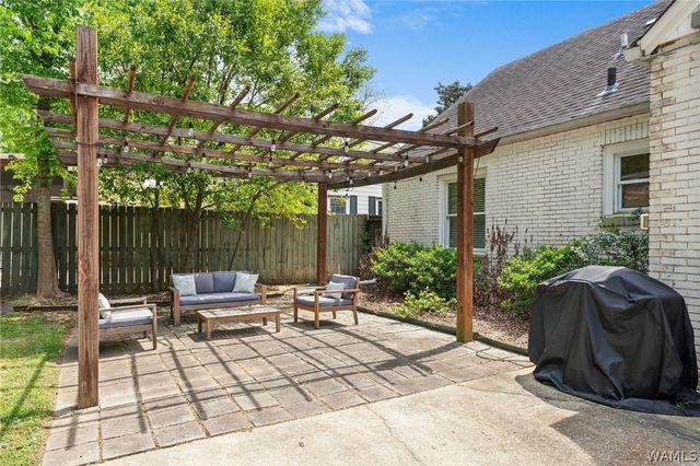 2412 20th, Northport, AL 35476