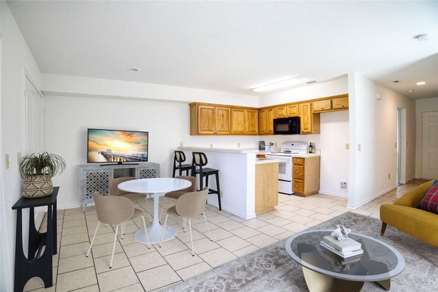 1708 S Waco Street, Van Alstyne, TX 75495