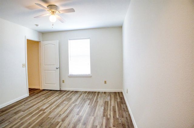 1708 S Waco Street, Van Alstyne, TX 75495