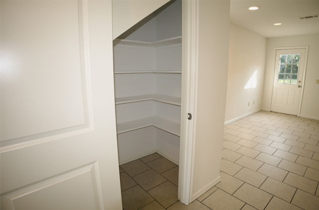 1708 S Waco Street, Van Alstyne, TX 75495