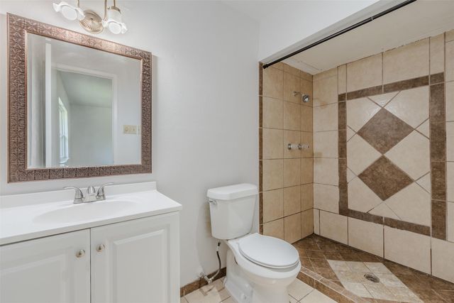 5120 Runyon Drive, The Colony, TX 75056